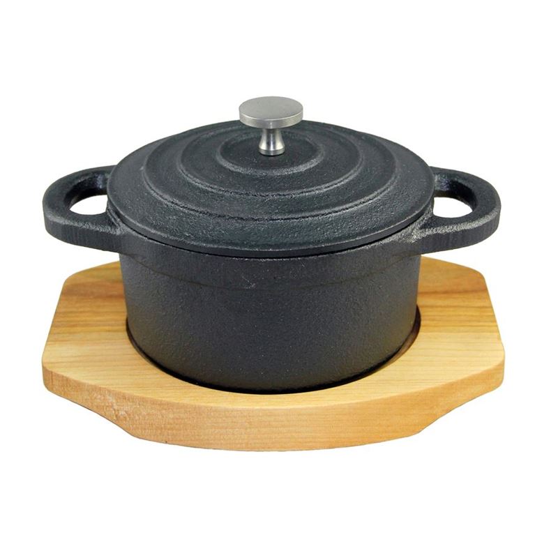 Benzer – Sizzle Cast Iron Mini Round Cocotte 280ml with Wooden Tray 14x10x5cm