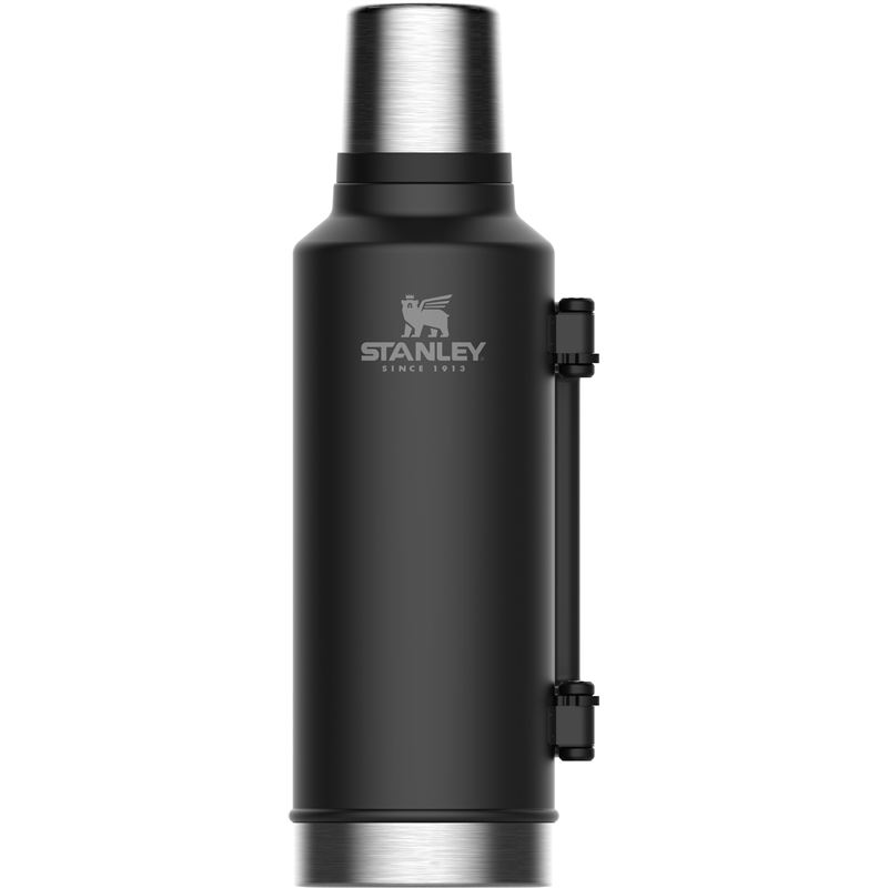 Stanley – Matte Black 1.9Ltr Vacuum Insulated Bottle