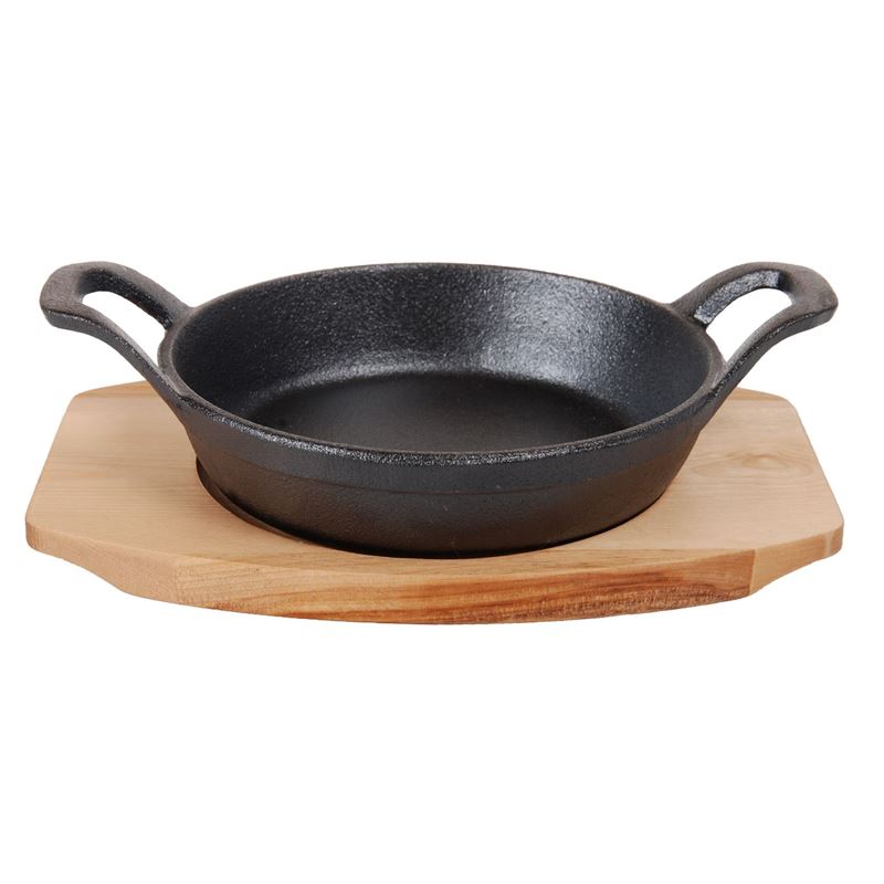 Benzer – Sizzle Cast Iron Mini Gratin Dish with Wooden Tray 12cm