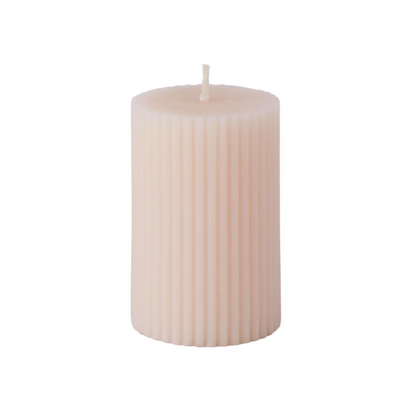Amalfi – Ribbed Pillar Candle Vanilla 7.5x5cm Buff