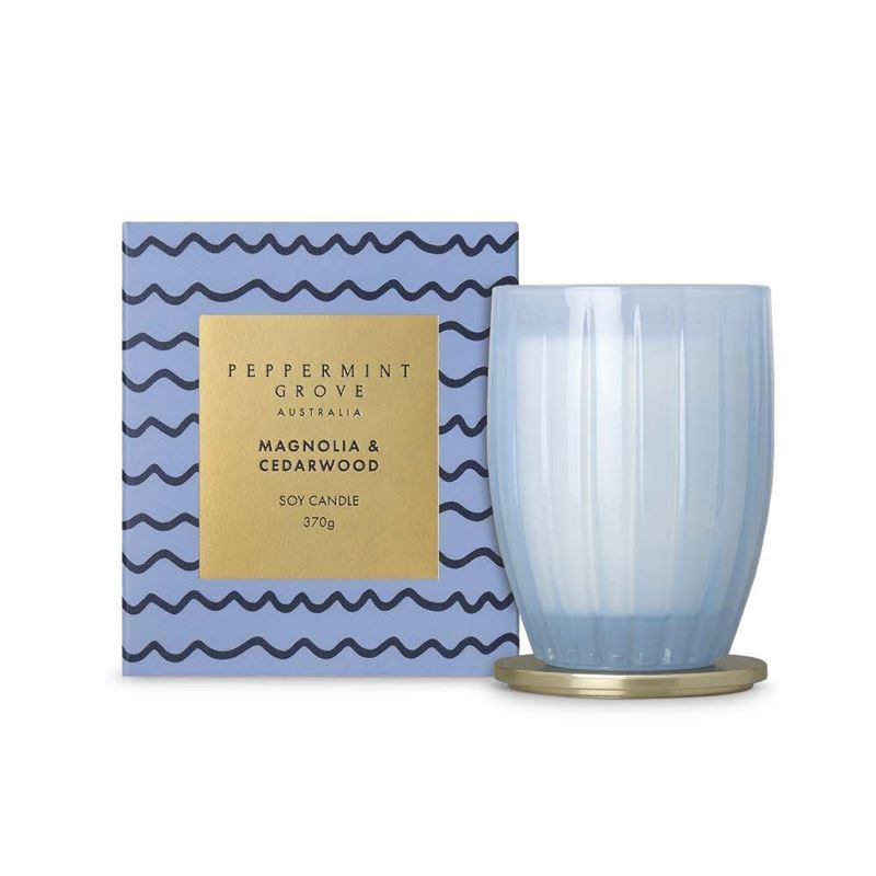 Peppermint Grove – Magnolia & Cedarwood  Large Candle 370g