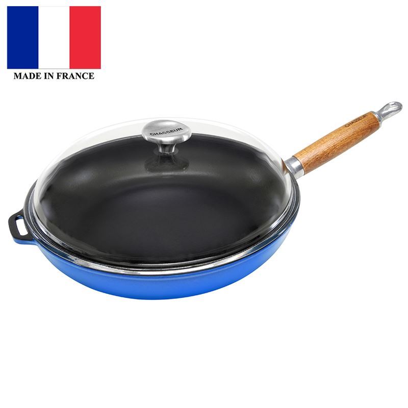 Chasseur Cast Iron – Sky Blue Saute Pan with Glass Lid (Made in France)